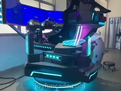 VR-Rennsimulator mit drei 40-Zoll-Bildschirmen und 360°-Bewegung